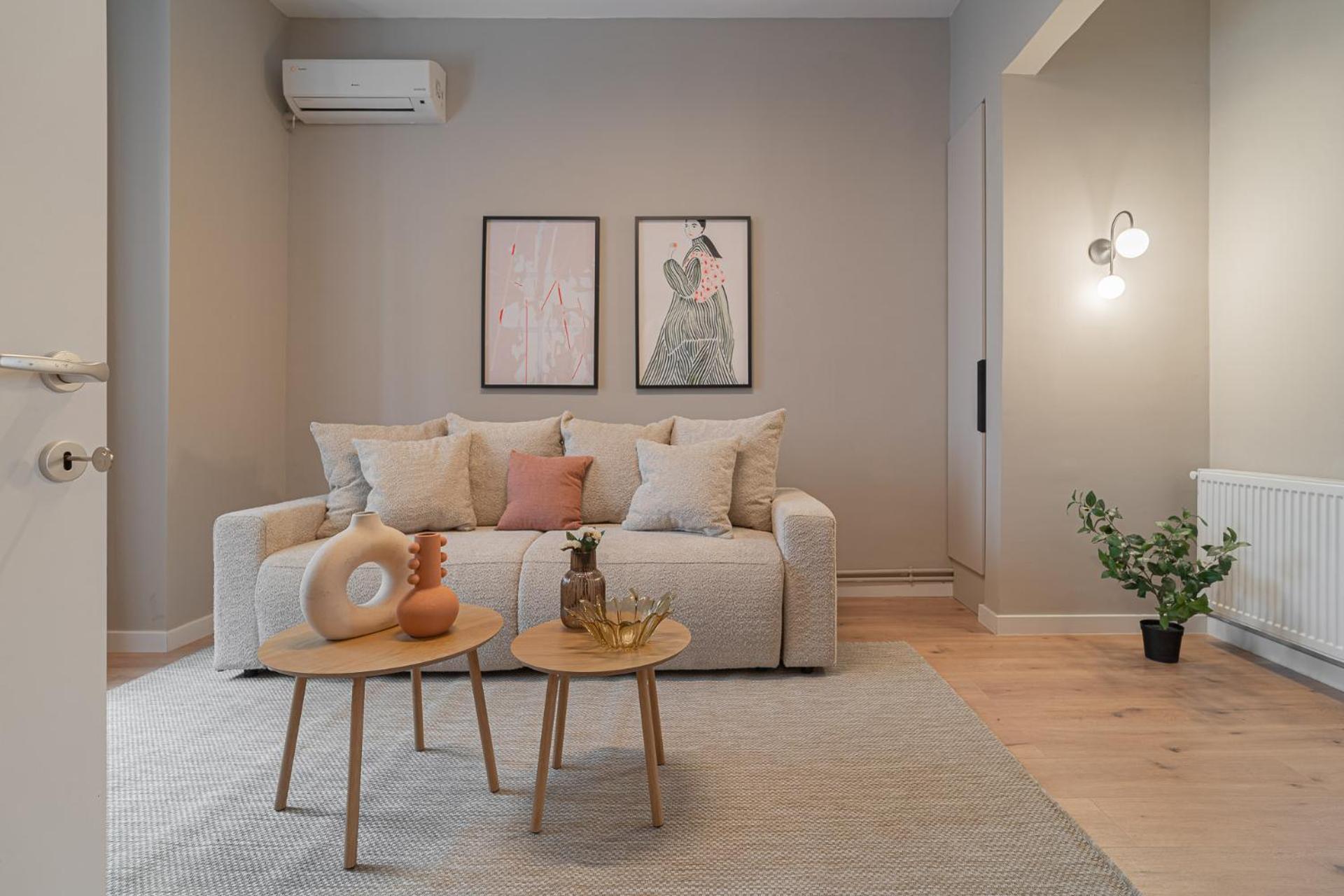 Loggia & Luxe 5Br Penthouse In Universitatii Area Bucarest Exterior foto