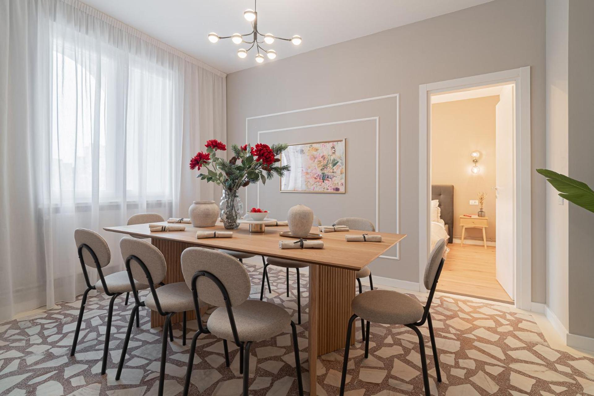 Loggia & Luxe 5Br Penthouse In Universitatii Area Bucarest Exterior foto